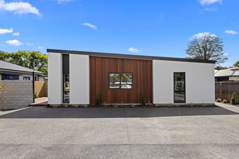 Photo of property in 228 Cranford Street, St Albans, Christchurch, 8014