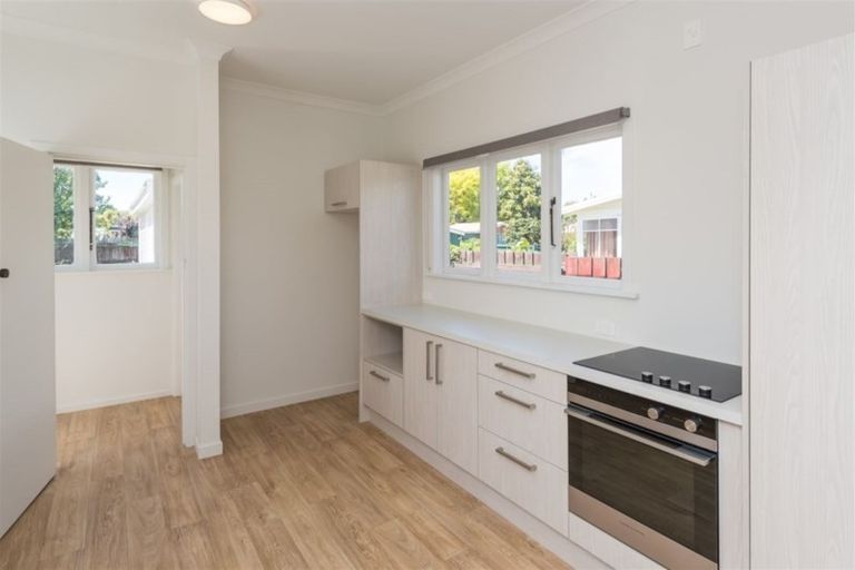 Photo of property in 140 Hills Road, Edgeware, Christchurch, 8013