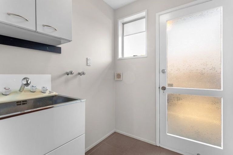 Photo of property in 89 Waratah Street, Avondale, Christchurch, 8061