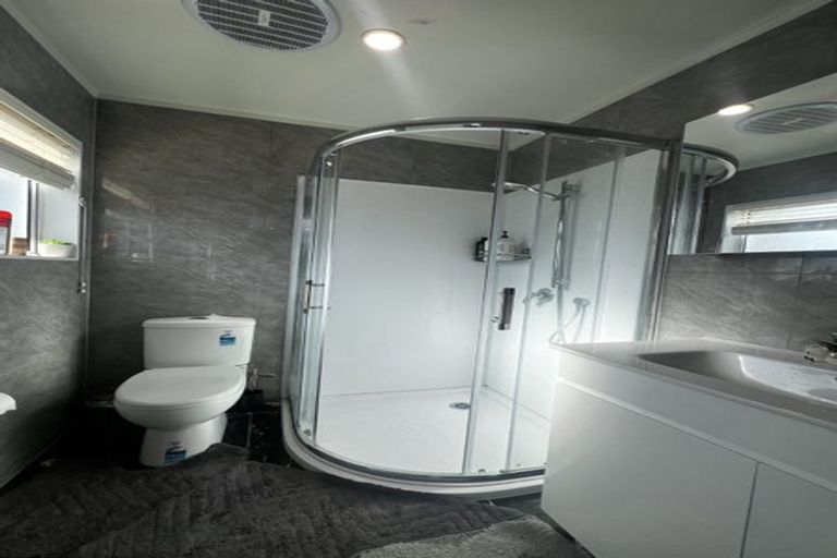 Photo of property in 1/10 Ambler Avenue, Glen Eden, Auckland, 0602