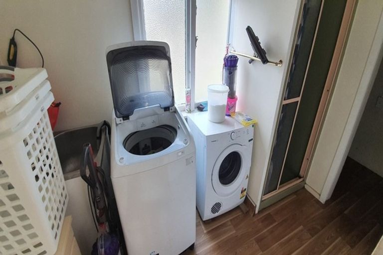 Photo of property in 77 Tilford Street, Woolston, Christchurch, 8062