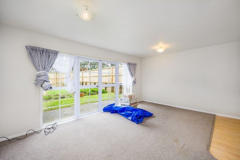 Photo of property in 225 Bleakhouse Road, Mellons Bay, Auckland, 2014