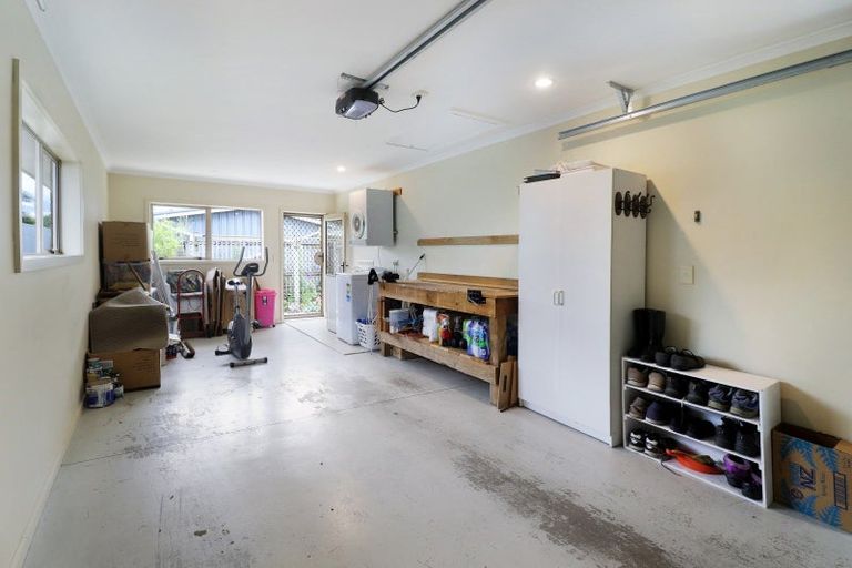 Photo of property in 19 Waverley Street, Elgin, Gisborne, 4010