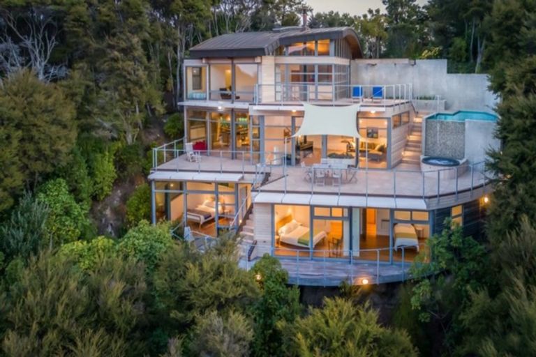 Photo of property in 179 Tokongawa Drive, Kaiteriteri, Motueka, 7197