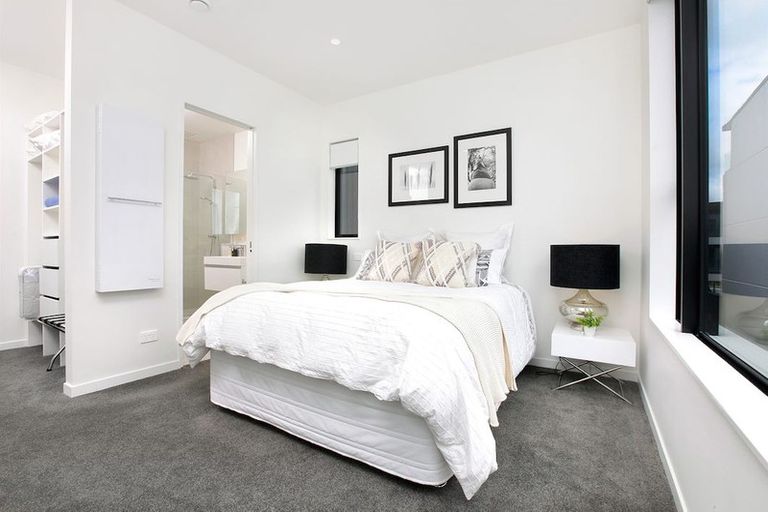 Photo of property in Sugar Lane Apartments, 3/31 Rawene Road, Birkenhead, Auckland, 0626