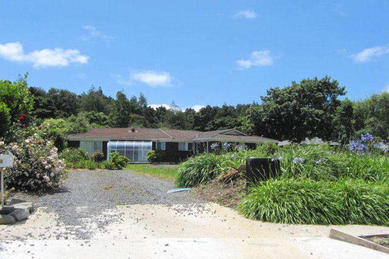 Photo of property in 56 Carlton Road, Pukekohe, 2120