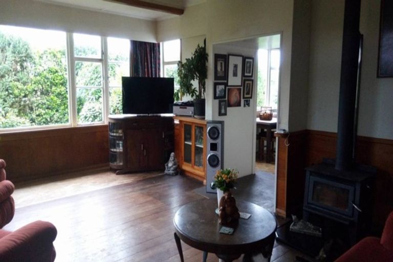 Photo of property in 4 Julian Street, Eltham, 4322