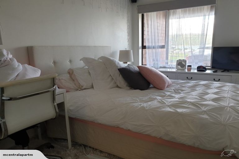 Photo of property in 378 Evans Bay Parade, Hataitai, Wellington, 6021