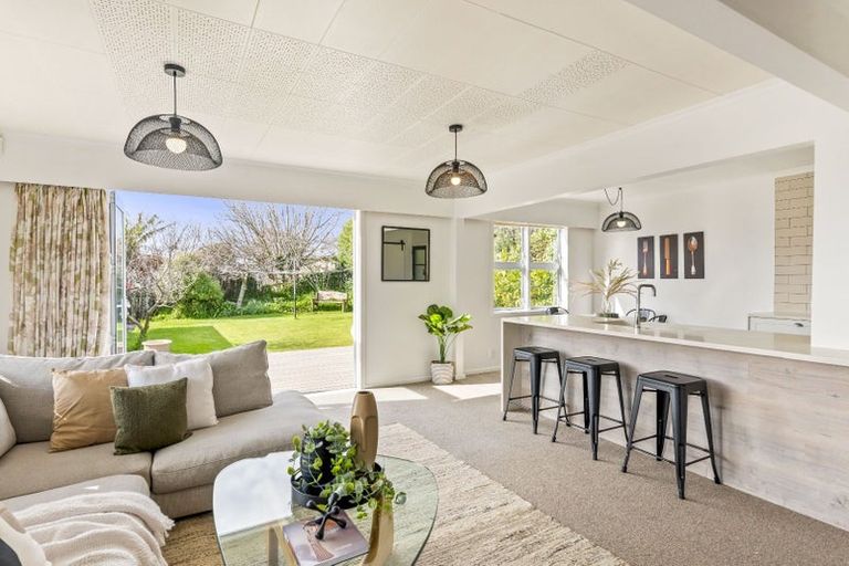 Photo of property in 63 Martin Road, Paraparaumu Beach, Paraparaumu, 5032