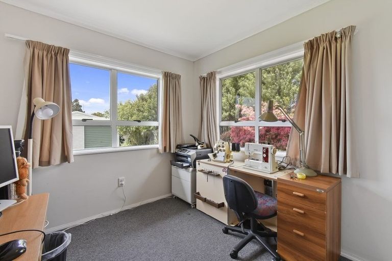 Photo of property in 2 Valentine Street, Papakura, 2110