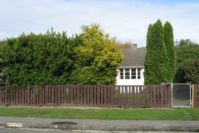 Photo of property in 173 Langdons Road, Northcote, Christchurch, 8052