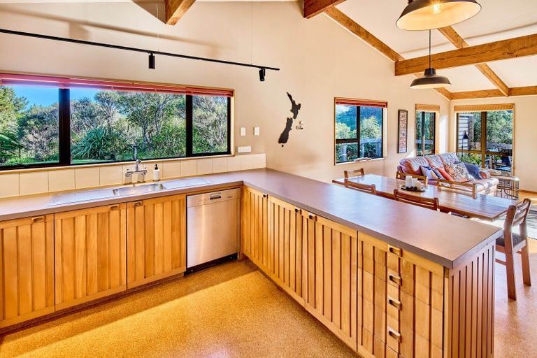 Photo of property in 25a Mt Cecil Road, Moonshine Valley, Porirua, 5381