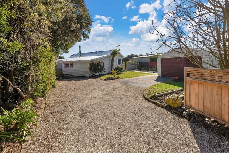 Photo of property in 18 Grierson Avenue, Amberley, 7481