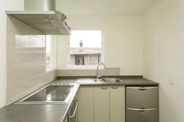 Photo of property in 13 Te Rangitautahanga Road, Turangi, 3334