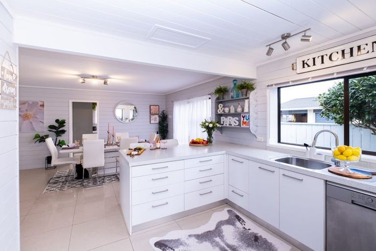 Photo of property in 142 Parklands Avenue, Bell Block, New Plymouth, 4312