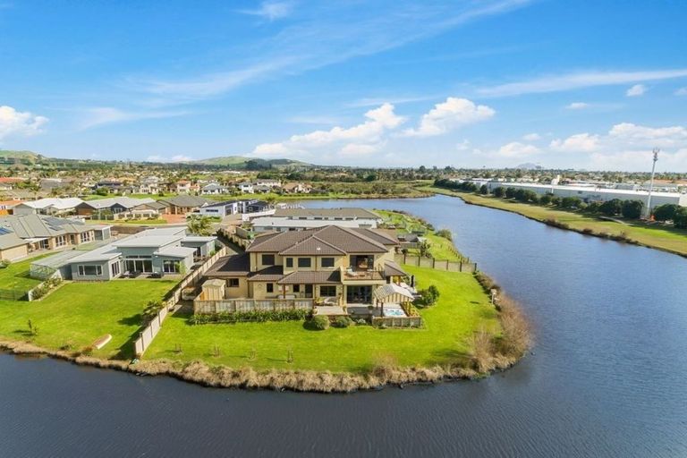 Photo of property in 166 Oriental Parade, Papamoa Beach, Papamoa, 3118