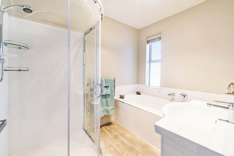 Photo of property in 11 Rossall Crescent, Rolleston, 7615