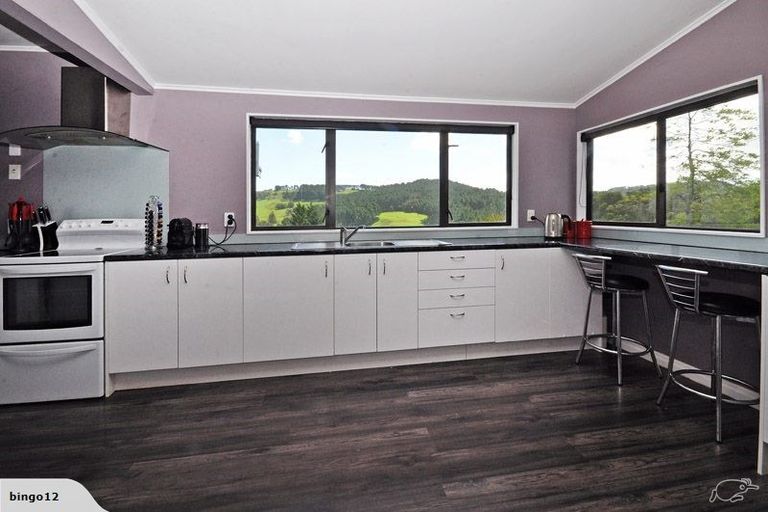 Photo of property in 323 Taylor Road, Waimauku, 0882