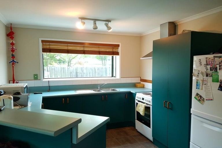 Photo of property in 124a Saint Johns Street, Bromley, Christchurch, 8062