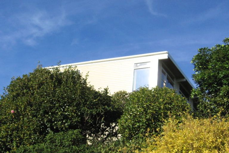 Photo of property in 16 Macaulay Street, Johnsonville, Wellington, 6037