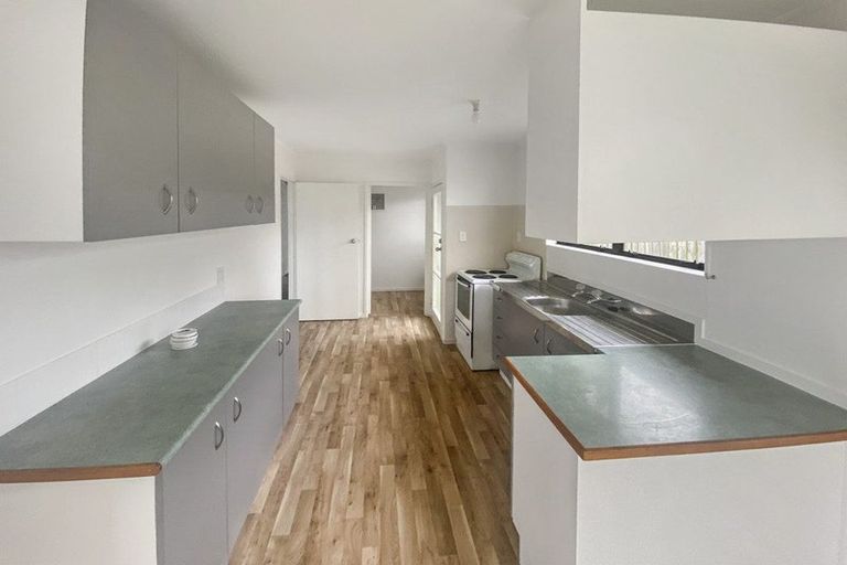 Photo of property in 82 Keegan Drive, Massey, Auckland, 0614