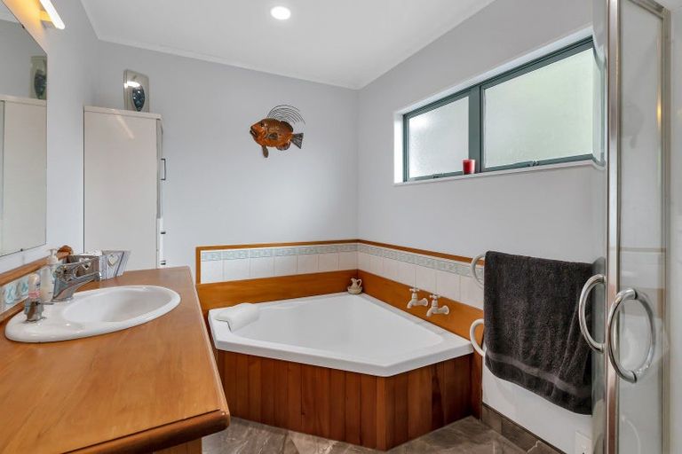 Photo of property in 938 Whangarei Heads Road, Parua Bay, Whangarei, 0174