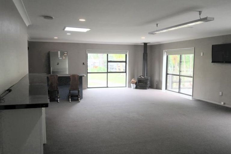 Photo of property in 5h Brights Road, Waiuku, 2123