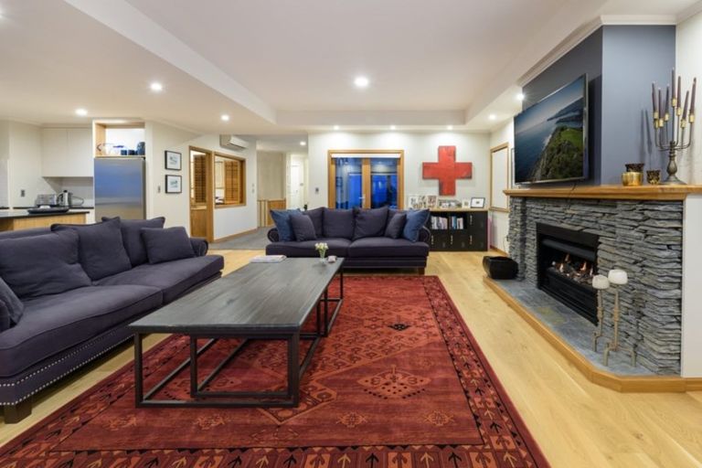Photo of property in 85 Marine Parade, Mount Maunganui, 3116