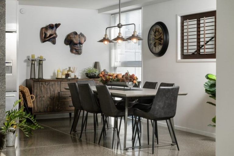 Photo of property in 32b Oceanview Road, Mount Maunganui, 3116