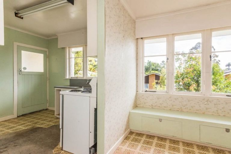 Photo of property in 1/42 Eastglen Road, Glen Eden, Auckland, 0602