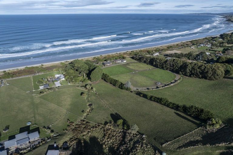 Photo of property in 1378 Brighton Road, Brighton, 9091