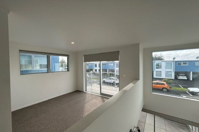 Photo of property in 31 Reynolds Place, Papamoa Beach, Papamoa, 3118