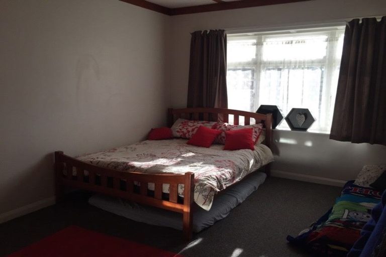 Photo of property in 2/803 Miller Street, Hastings, 4122