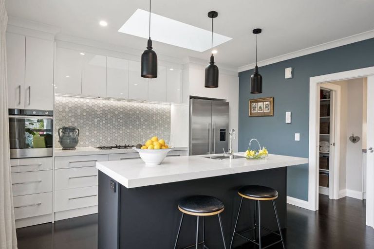 Photo of property in 8 Saint Columbans Grove, Boulcott, Lower Hutt, 5010