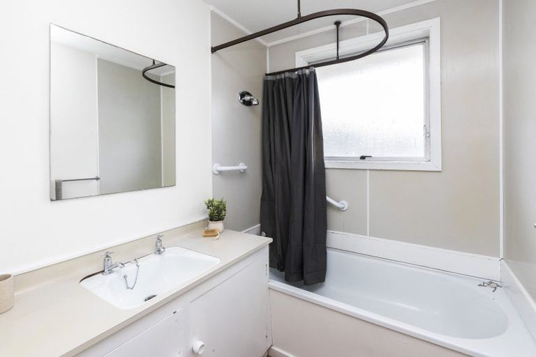 Photo of property in 1/29 Blakehall Place, Spreydon, Christchurch, 8024