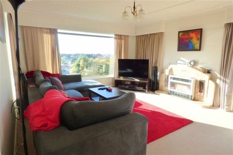 Photo of property in 150 Vivian Street, New Plymouth, 4310