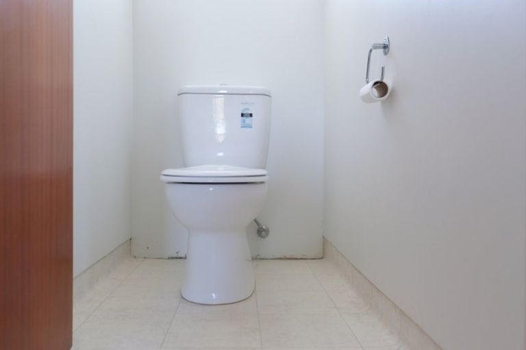 Photo of property in 4 Hawkswood Place, Avonhead, Christchurch, 8042