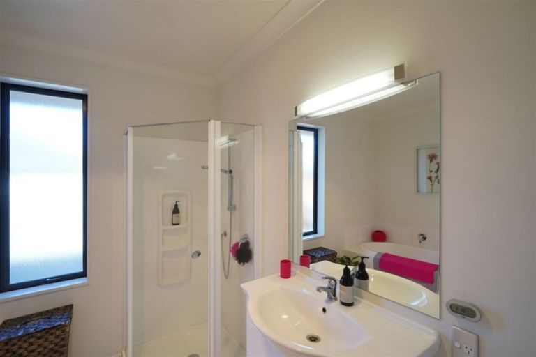 Photo of property in 11 Mcmahon Drive, Aidanfield, Christchurch, 8025