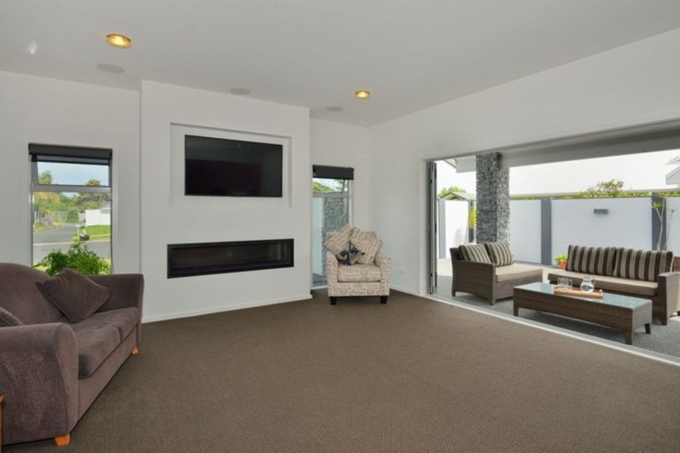 Photo of property in 13 Charteris Rise, Riverdale, Gisborne, 4010