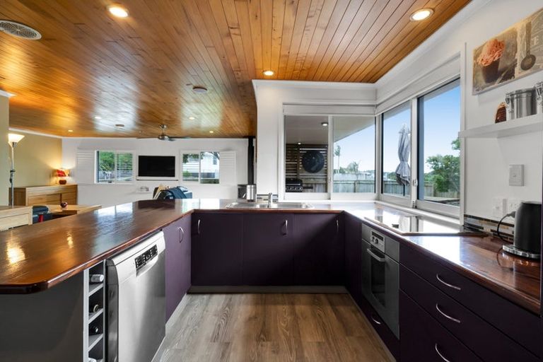 Photo of property in 8 Ellesmere Avenue, Bell Block, New Plymouth, 4312