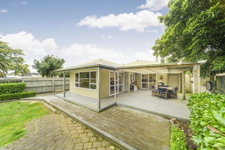 Photo of property in 442 College Street, Hokowhitu, Palmerston North, 4410