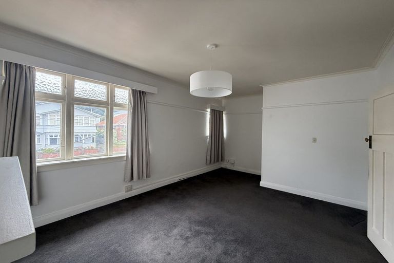 Photo of property in 6 Moncrieff Street, Mount Victoria, Wellington, 6011