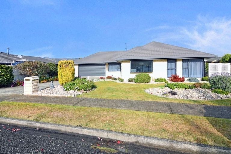 Photo of property in 9 Saunders Crescent, Stoke, Nelson, 7011