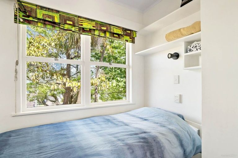 Photo of property in 37 Tampin Road, Hillpark, Auckland, 2102