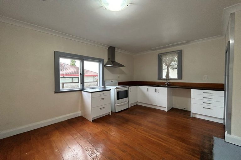 Photo of property in 33 White Street, Taradale, Napier, 4112