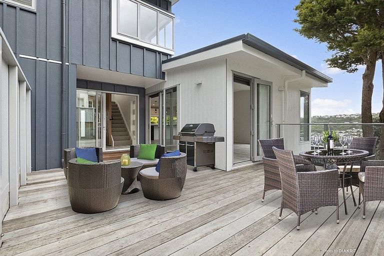 Photo of property in 83a Nevay Road, Miramar, Wellington, 6022