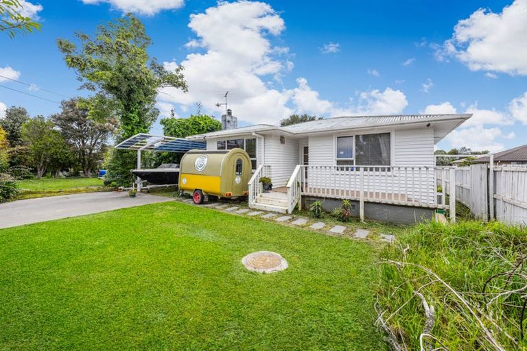 Photo of property in 114 Old Wairoa Road, Papakura, 2110