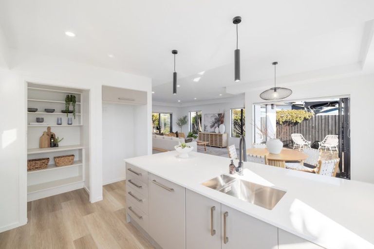 Photo of property in 4 Sandpiper Place, Waimairi Beach, Christchurch, 8083