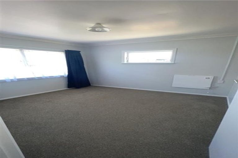 Photo of property in 17 Balmoral Street, Levin, 5510