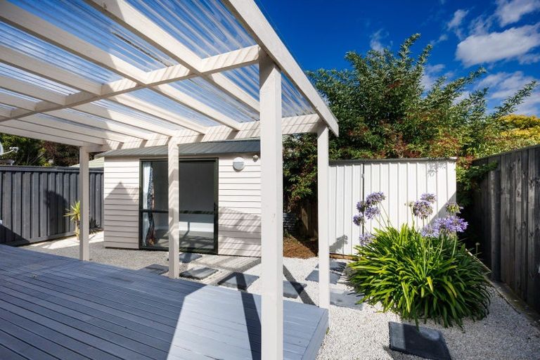 Photo of property in 24a Dorset Crescent, Hokowhitu, Palmerston North, 4410